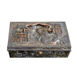 Ancienne Boîte Chinoise En Argent Décor Dragon