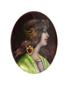 Portrait miniature sur porcelaine émaillée de jeune femme 1900 Art nouveau